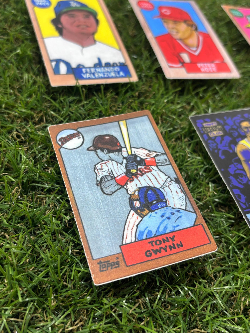 Tony Gwynn Mini Sticker Collectors Card (2 x 3 inch)